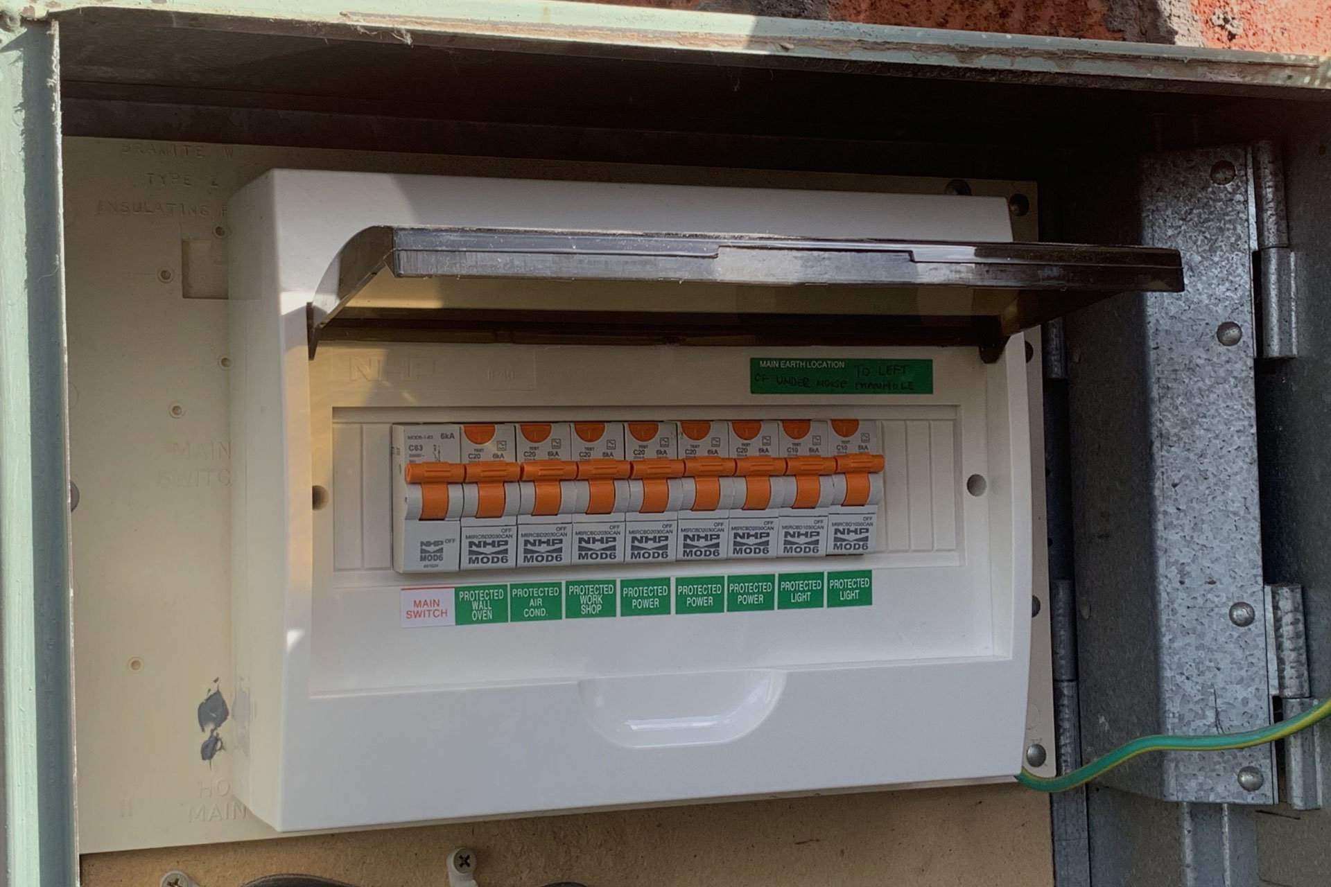 Electrical switchboard